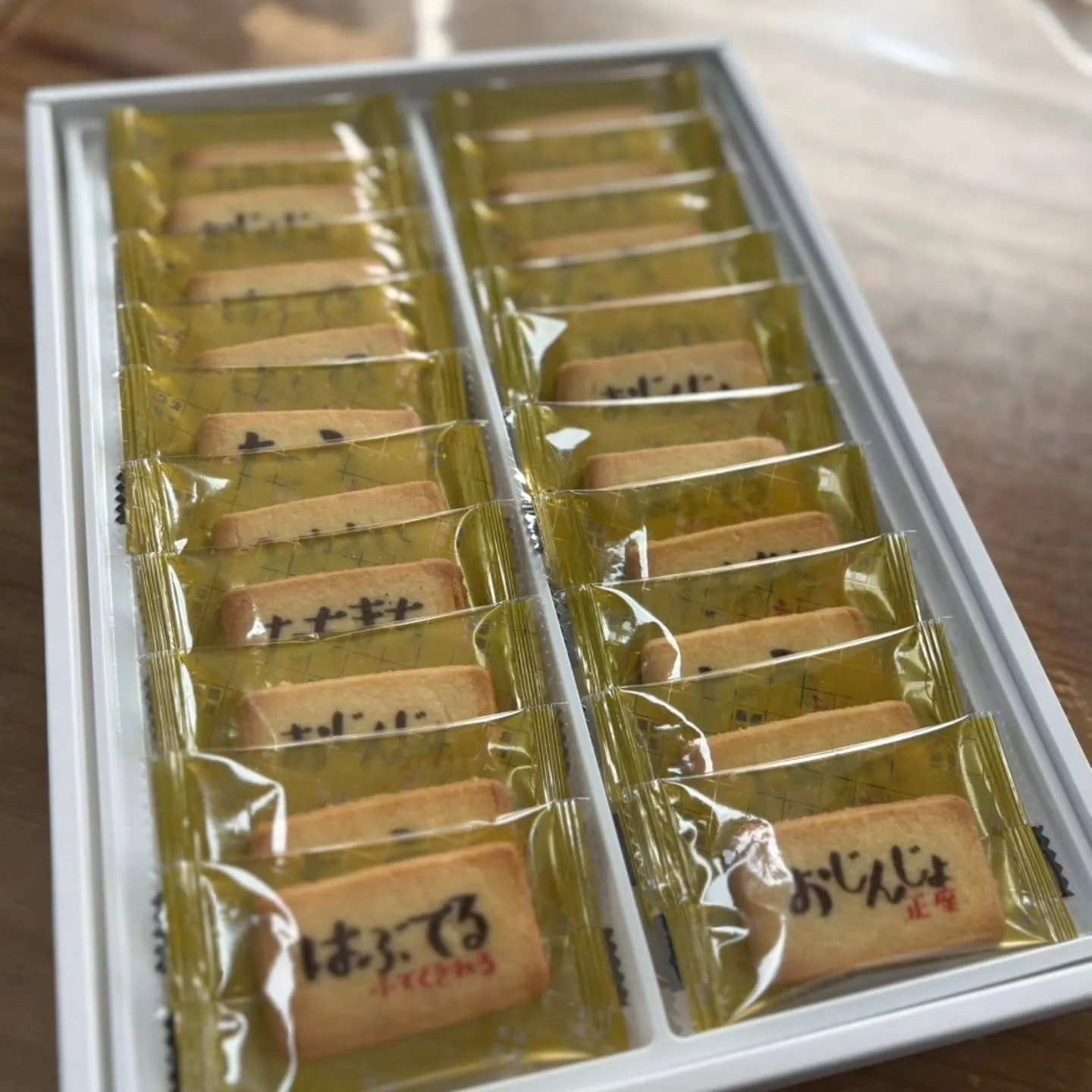 広島へ行ったスタッフから、お土産いただきました！