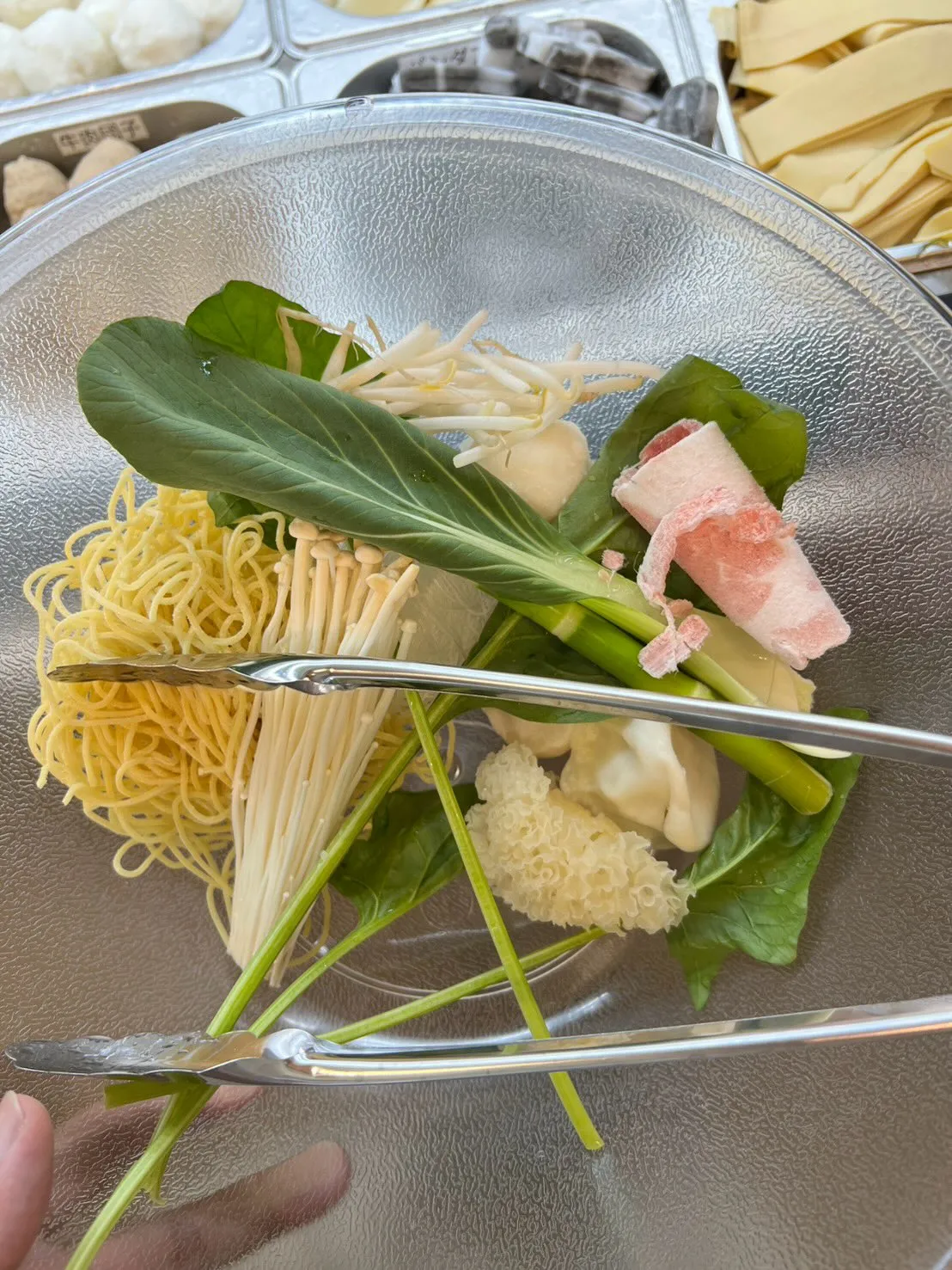 お店の向かいに新しくできた麻辣湯専門店に行ってきました🙌